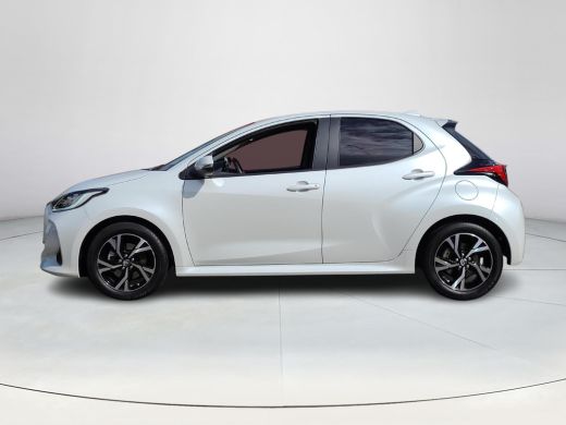 Toyota Yaris 1.5 Hybrid 115 First Edition | Apple CarPlay / Android Auto | LED Verlichting | Rijklaarprijs inc... ActivLease financial lease