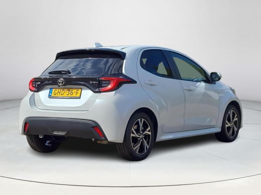 Toyota Yaris 1.5 Hybrid 115 First Edition | Apple CarPlay / Android Auto | LED Verlichting | Rijklaarprijs inc... ActivLease financial lease