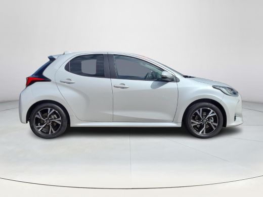 Toyota Yaris 1.5 Hybrid 115 First Edition | Apple CarPlay / Android Auto | LED Verlichting | Rijklaarprijs inc... ActivLease financial lease
