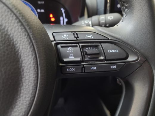 Toyota Yaris 1.5 Hybrid 115 First Edition | Apple CarPlay / Android Auto | LED Verlichting | Rijklaarprijs inc... ActivLease financial lease