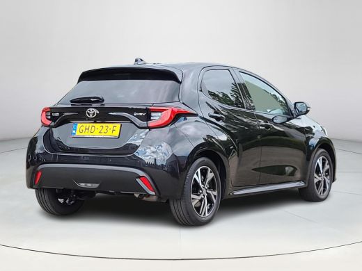 Toyota Yaris 1.5 Hybrid 115 First Edition | Apple CarPlay / Android Auto | LED Verlichting | Rijklaarprijs inc... ActivLease financial lease