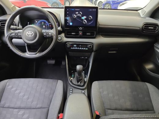 Toyota Yaris 1.5 Hybrid 115 First Edition | Apple CarPlay / Android Auto | LED Verlichting | Rijklaarprijs inc... ActivLease financial lease