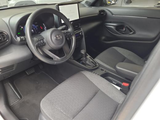 Toyota Yaris Cross 1.5 Hybrid 115 First Edition | Apple CarPlay / Android Auto | LED Verlichting | Rijklaarprijs inc... ActivLease financial lease