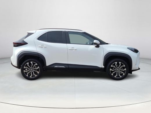 Toyota Yaris Cross 1.5 Hybrid 115 First Edition | Apple CarPlay / Android Auto | LED Verlichting | Rijklaarprijs inc... ActivLease financial lease