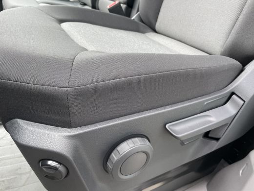 Volkswagen Crafter 30 2.0 TDI L3H2 Comfortline 140 Pk Automaat | Comfortline | Camera | 3 zits | Cruise control | He... ActivLease financial lease