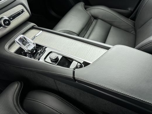 Volvo  XC90 T8 Recharge AWD Ultimate Dark | 22" | Luchtvering | Bowers & Wilkins | Geventileerd Nappa | Stoel... ActivLease financial lease
