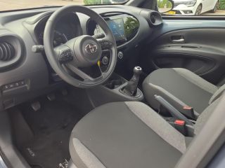 Toyota Aygo 1.0 VVT-i MT Play | Apple CarPlay / Android Auto | Parkeercamera | Rijklaarprijs incl. garantie |
