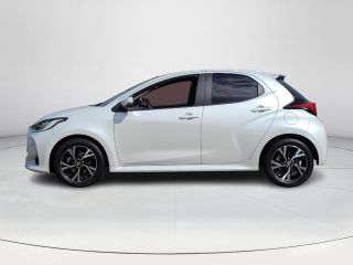 Toyota Yaris 1.5 Hybrid 115 First Edition | Apple CarPlay / Android Auto | LED Verlichting | Rijklaarprijs inc...