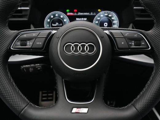 Audi A3 Limousine 30 TFSI 116 pk S-Tronic S-Line edition Facelift model, Optiek zwart, LEd, PDC, Climatronic ActivLease financial lease