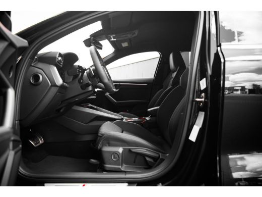 Audi A3 Limousine S edition | Aluminium optiek in het interieur | Assistentiepakket Rijden en Parkeren Pl... ActivLease financial lease