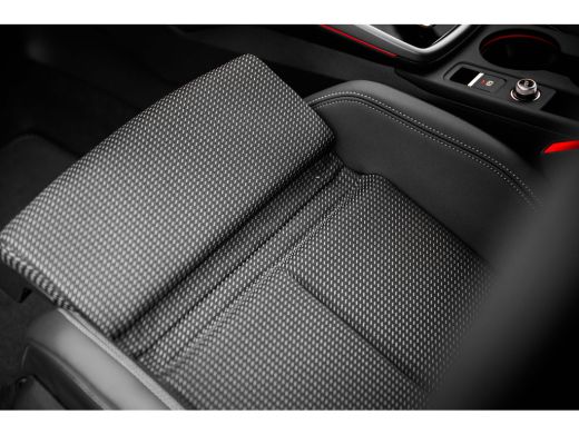 Audi A3 Limousine S edition | Aluminium optiek in het interieur | Assistentiepakket Rijden en Parkeren Pl... ActivLease financial lease