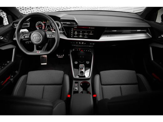 Audi A3 Limousine S edition | Aluminium optiek in het interieur | Assistentiepakket Rijden en Parkeren Pl... ActivLease financial lease