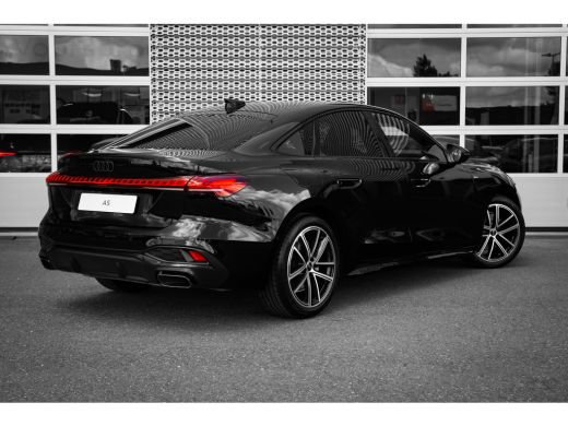 Audi A5 Limousine S edition | Adaptive cruise control | Aluminium optiek in het interieur | Audi smartpho... ActivLease financial lease