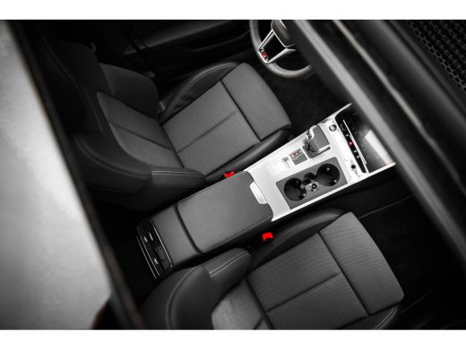 Audi A6 Avant S edition Competition | Achteruitrijcamera | Audi sound system | Audi virtual cockpit plus ActivLease financial lease