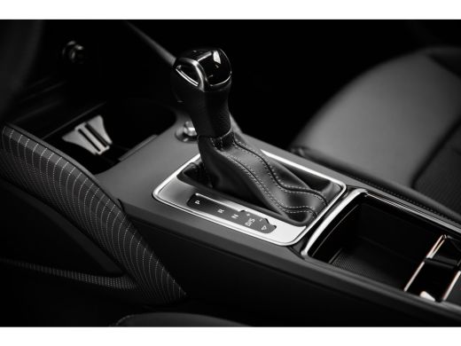 Audi Q2 S edition | Adaptive cruise control | Audi smartphone interface | Audi soundsystem ActivLease financial lease