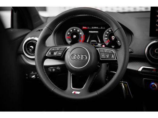 Audi Q2 S edition | Adaptive cruise control | Audi smartphone interface | Audi soundsystem ActivLease financial lease
