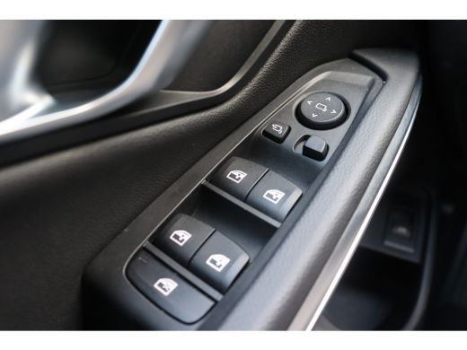 BMW 3 Serie Touring 318i M Sport Automaat / Panoramadak / Trekhaak / Sportstoelen / Achteruitrijcamera / Comf... ActivLease financial lease