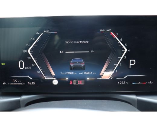 BMW 3 Serie Touring 318i M Sport Automaat / Panoramadak / Trekhaak / Sportstoelen / Achteruitrijcamera / Comf... ActivLease financial lease