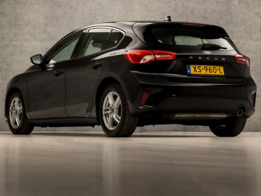 Ford Focus 1.0 EcoBoost Sport (APPLE CARPLAY, GROOT NAVI, LANE ASSIST, SPORTSTOELEN, CRUISE, PARKEERSENSOREN... ActivLease financial lease