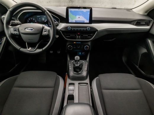 Ford Focus 1.0 EcoBoost Sport (APPLE CARPLAY, GROOT NAVI, LANE ASSIST, SPORTSTOELEN, CRUISE, PARKEERSENSOREN... ActivLease financial lease