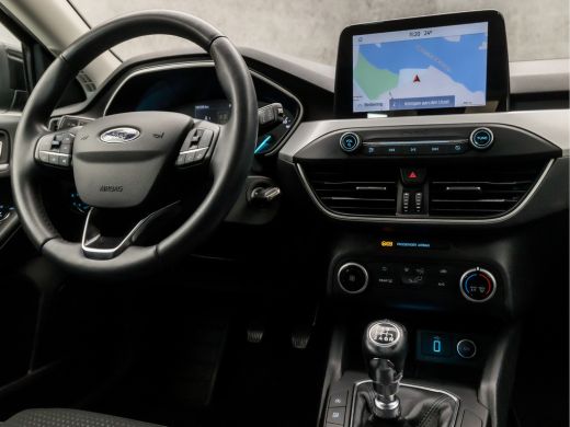 Ford Focus 1.0 EcoBoost Sport (APPLE CARPLAY, GROOT NAVI, LANE ASSIST, SPORTSTOELEN, CRUISE, PARKEERSENSOREN... ActivLease financial lease