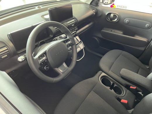 Hyundai Inster Evolve 49 kWh | Winter + Tech Pack! | 2.000,- inruilvoordeel! | Uit voorraad leverbaar! | ActivLease financial lease