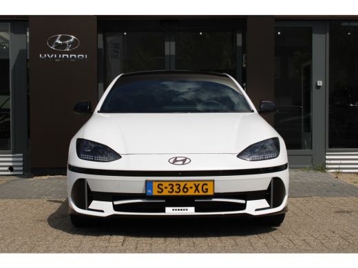 Hyundai IONIQ 6 First Edition AWD 77.4 kWh | Afneembare Trekhaak | Stoel bestuurder, elektrisch verstelbaar met g... ActivLease financial lease