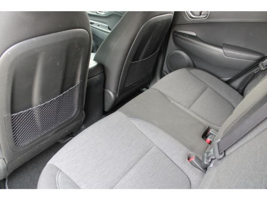 Hyundai Kona EV Fashion 64 kWh | Trekhaak | Warmtepomp ActivLease financial lease