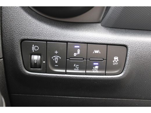 Hyundai Kona EV Fashion 64 kWh | Trekhaak | Warmtepomp ActivLease financial lease