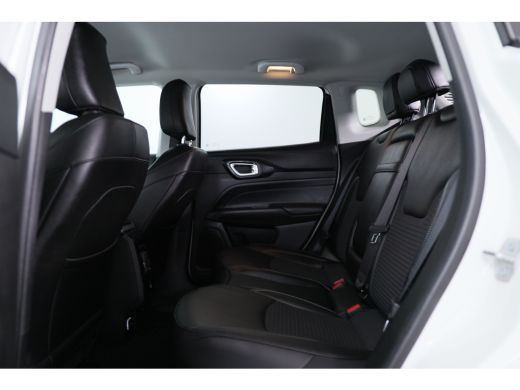 Jeep Compass 4xe 240 Plug-in Hybrid Electric Limited | Adaptive Cruise | Stoel/-Stuurverwarming | Elektr Achte... ActivLease financial lease