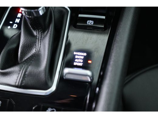 Jeep Compass 4xe 240 Plug-in Hybrid Electric Limited | Adaptive Cruise | Stoel/-Stuurverwarming | Elektr Achte... ActivLease financial lease