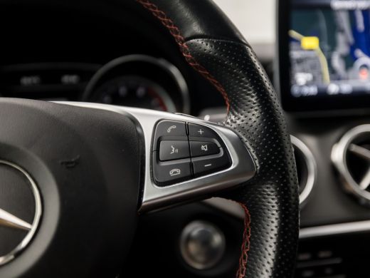 Mercedes-Benz GLA 180 AMG Night Upgrade Automaat (SCHUIFDAK, GROOT NAVI, CLIMATE, CAMERA, LEDER/ALCANTARA, STOELVER... ActivLease financial lease