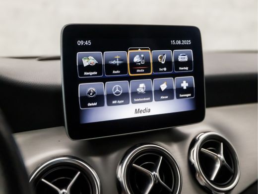 Mercedes-Benz GLA 180 AMG Night Upgrade Automaat (SCHUIFDAK, GROOT NAVI, CLIMATE, CAMERA, LEDER/ALCANTARA, STOELVER... ActivLease financial lease