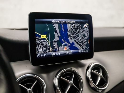 Mercedes-Benz GLA 180 AMG Night Upgrade Automaat (SCHUIFDAK, GROOT NAVI, CLIMATE, CAMERA, LEDER/ALCANTARA, STOELVER... ActivLease financial lease