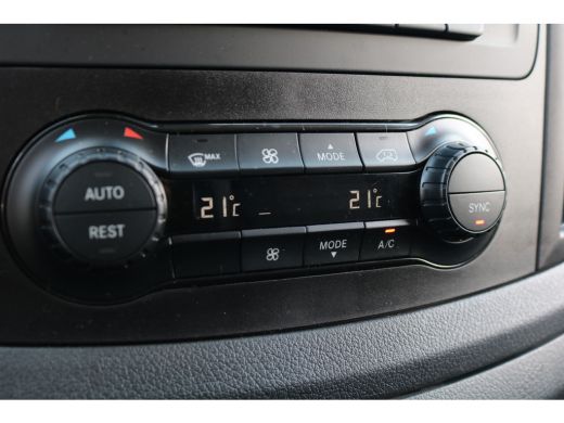 Mercedes-Benz Vito 114 CDI Automaat Airco Navigatie Achterklep ActivLease financial lease