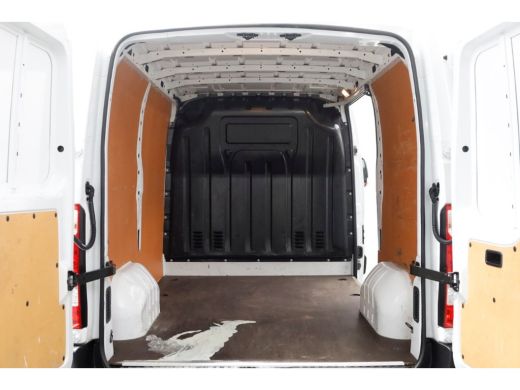 Renault Master T33 2.3 dCi 170pk Automaat L1H1 Airco/Navi 05-2017 ActivLease financial lease