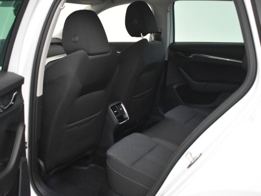 Skoda Octavia Combi 1.4 TSI iV PHEV Business Edition Plus 204pk Dodehoekdetectie | 1500KG trekgewicht | Head up... ActivLease financial lease