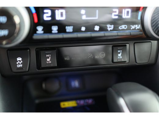 Toyota RAV4 2.5 Hybrid Style Bi-tone | LED | Navi | Clima | Cruise Adaptive | Stoelverwarming | JBL | Keyless... ActivLease financial lease