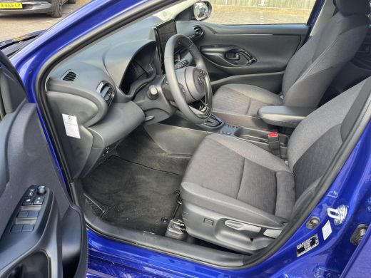 Toyota Yaris 1.5 Hybrid 115 Dynamic | Navigatie | Apple CarPlay/Android auto | Comfort Pack | Parkeersensoren ... ActivLease financial lease
