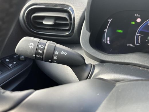 Toyota Yaris 1.5 Hybrid 115 Dynamic | Navigatie | Apple CarPlay/Android auto | Comfort Pack | Parkeersensoren ... ActivLease financial lease