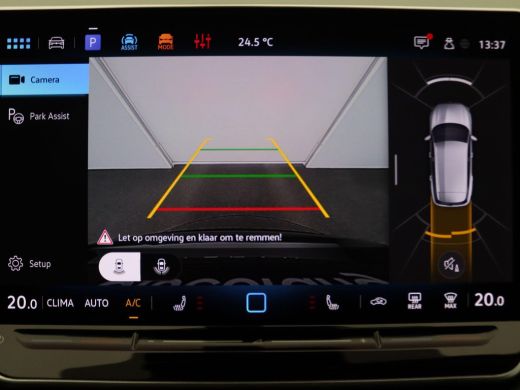 Volkswagen Tiguan 1.5 eHybrid Life Edition 204PK DSG Trekhaak, Adaptieve Cruise Controle, Navi via Apple Carplay/An... ActivLease financial lease