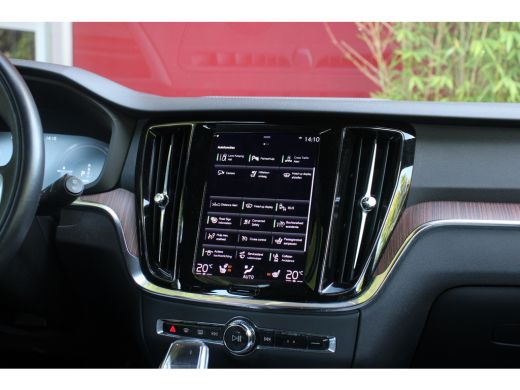 Volvo  V60 2.0 T6 Recharge AWD Inscription | Head-up | Memory | Camera | Adaptive Cruise ActivLease financial lease