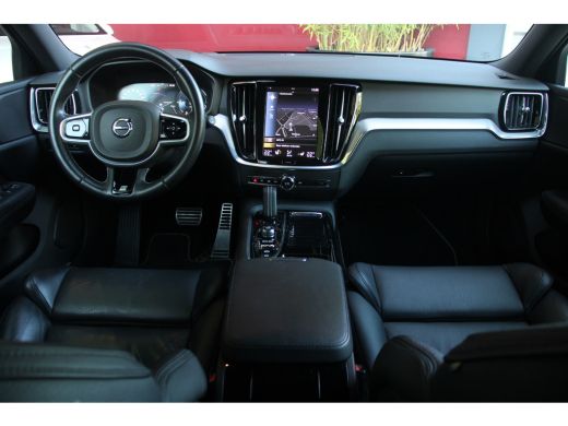 Volvo  V60 2.0 T6 Twin Engine AWD R-Design | Head-up | 360 Camera | Keyless | Stuur/stoelverwarming ActivLease financial lease