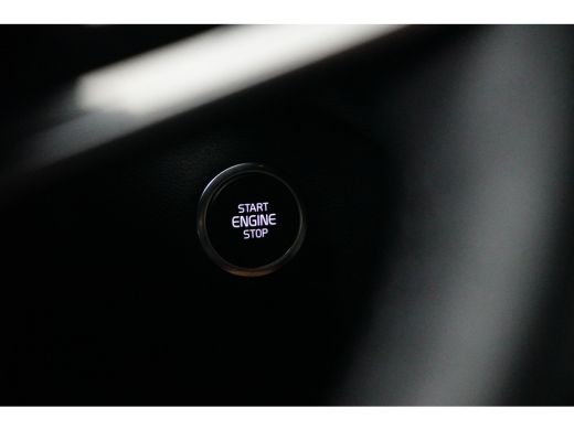 Volvo  XC40 1.5 T5 Recharge R-Design | Harman/Kardon | Camera | Adaptive Cruise | Stuur/stoelverwarming | Key... ActivLease financial lease