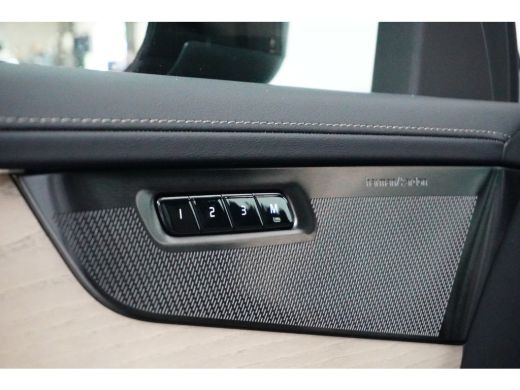 Volvo  XC90 2.0 T8 Plug-in hybrid AWD Ultra Dark | 2 stoelen op derde rij | Audio installatie premium | Elekt... ActivLease financial lease