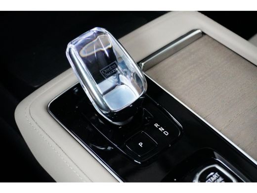 Volvo  XC90 2.0 T8 Plug-in hybrid AWD Ultra Dark | 2 stoelen op derde rij | Audio installatie premium | Elekt... ActivLease financial lease