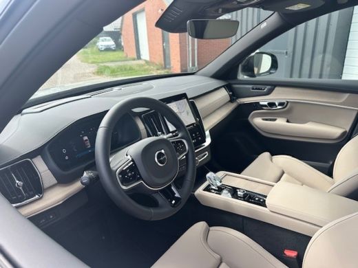 Volvo  XC90 2.0 T8 Plug-in hybrid AWD Ultra Dark | 2 stoelen op derde rij | Audio installatie premium | Elekt... ActivLease financial lease