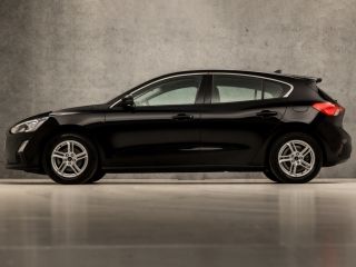 Ford Focus 1.0 EcoBoost Sport (APPLE CARPLAY, GROOT NAVI, LANE ASSIST, SPORTSTOELEN, CRUISE, PARKEERSENSOREN...