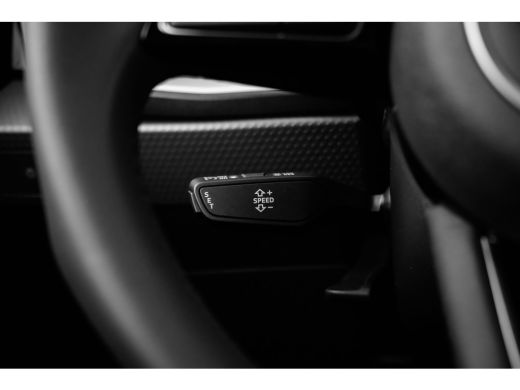 Audi A1 Sportback Sportback Advanced edition Parkeersensoren Voor + Achter | LED Achterlichten | Cruise Control | r... ActivLease financial lease