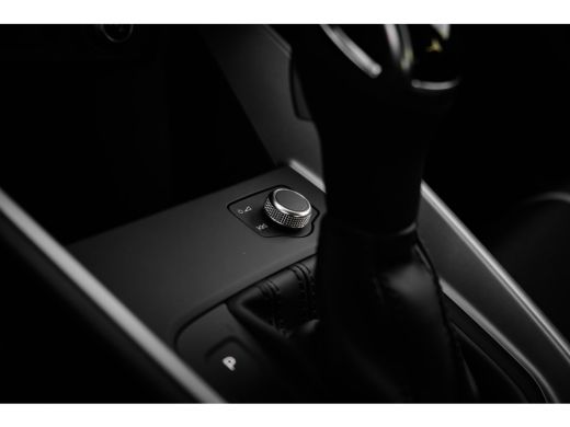 Audi A1 Sportback Sportback Advanced edition Parkeersensoren Voor + Achter | LED Achterlichten | Cruise Control | r... ActivLease financial lease